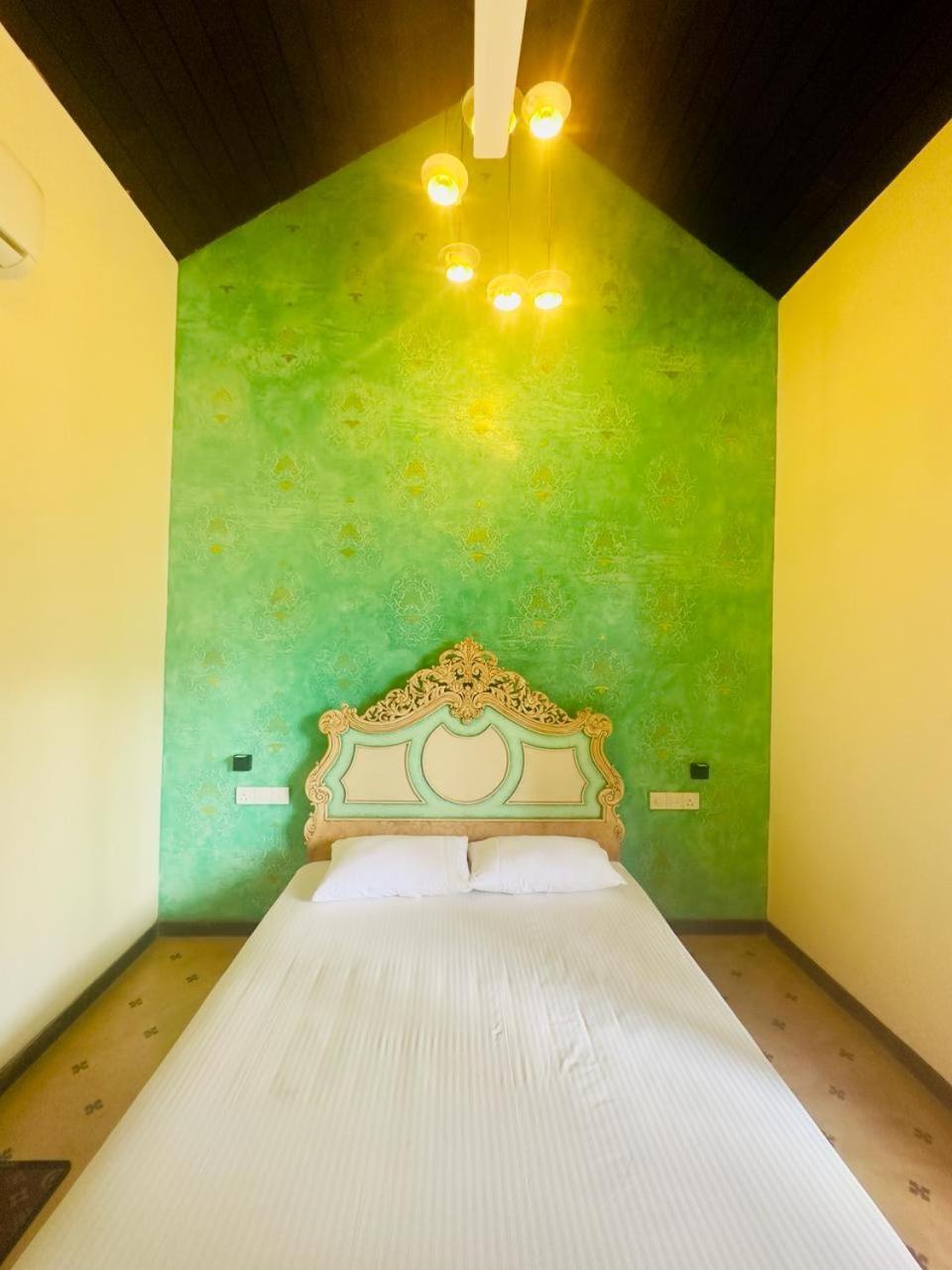 The Kabok Villa By Vivanya อัมบาลังโกดา ภายนอก รูปภาพ